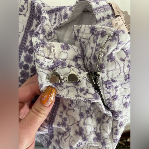 Vintage Women’s Forever 21 Boho Patterned Shorts - Picture 5 of 10